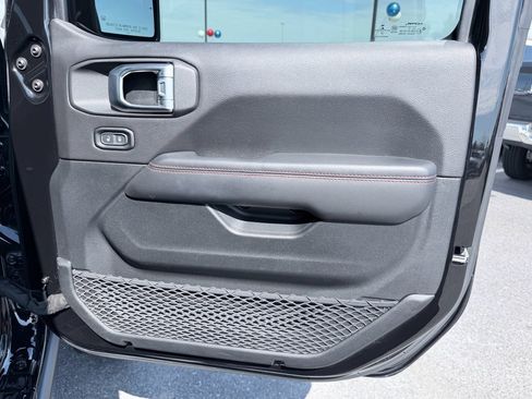 Used 2020 Jeep Wrangler Unlimited Rubicon image 30