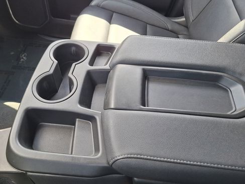 Used 2025 GMC Sierra 1500 SLT image 15