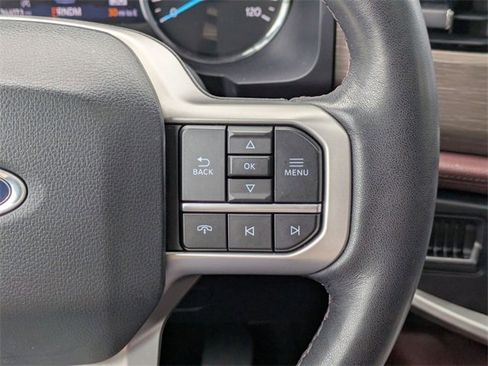 Used 2024 Ford Expedition Limited image 18