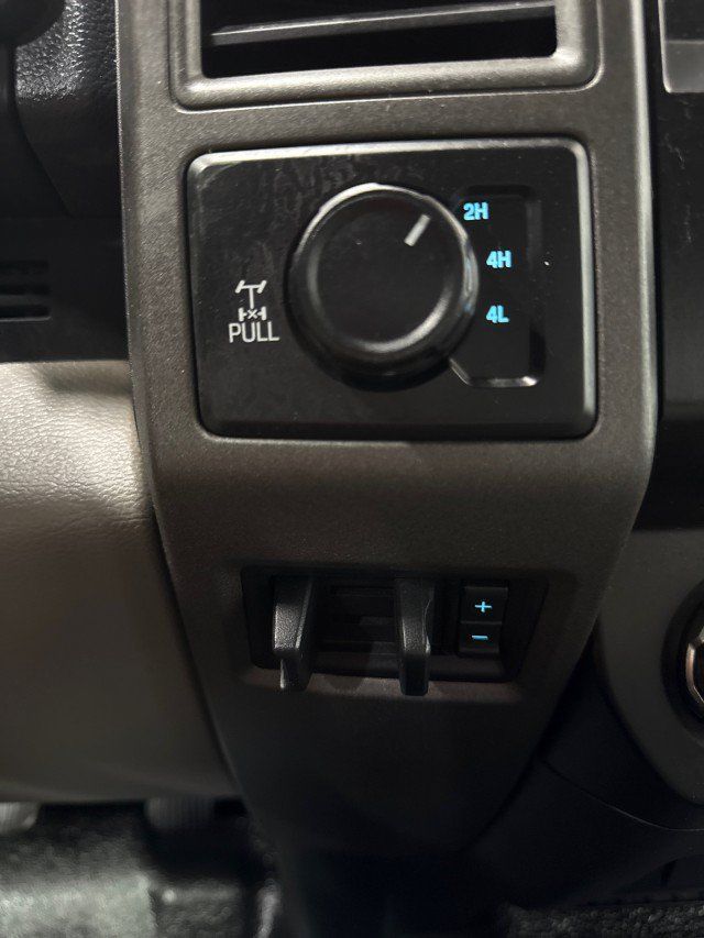Used 2022 Ford F250 XL w/ Power Equipment Group AWD/4WD image 21
