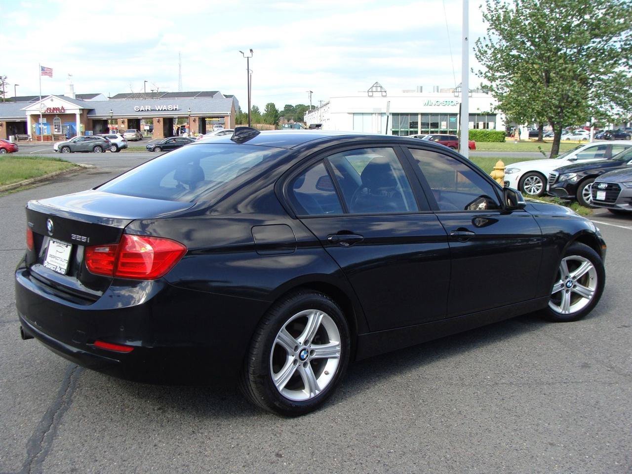 Used 2015 BMW 328i xDrive Sedan AWD/4WD image 6