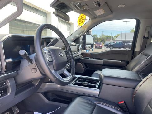 Used 2024 Ford F250 Lariat w/ Lariat Ultimate Package AWD/4WD image 12