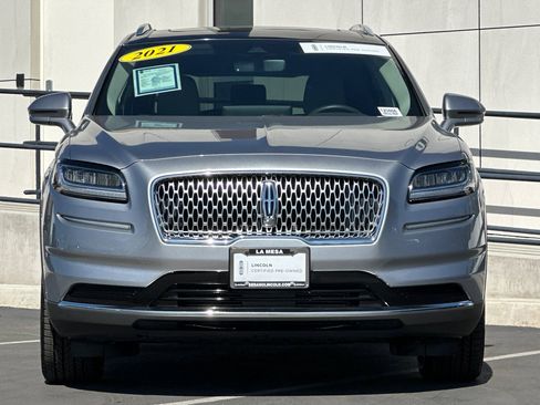 Certified 2021 Lincoln Nautilus Reserve image 8