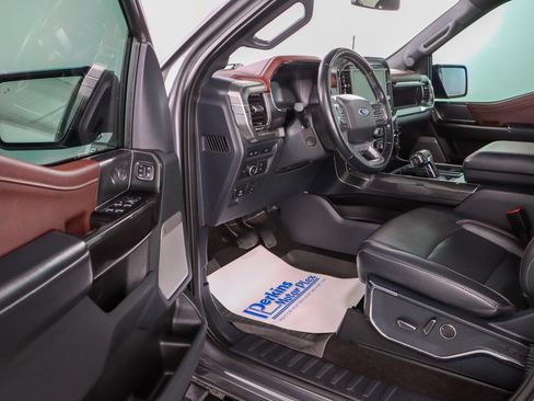 Used 2021 Ford F150 Lariat w/ Equipment Group 502A High AWD/4WD image 3