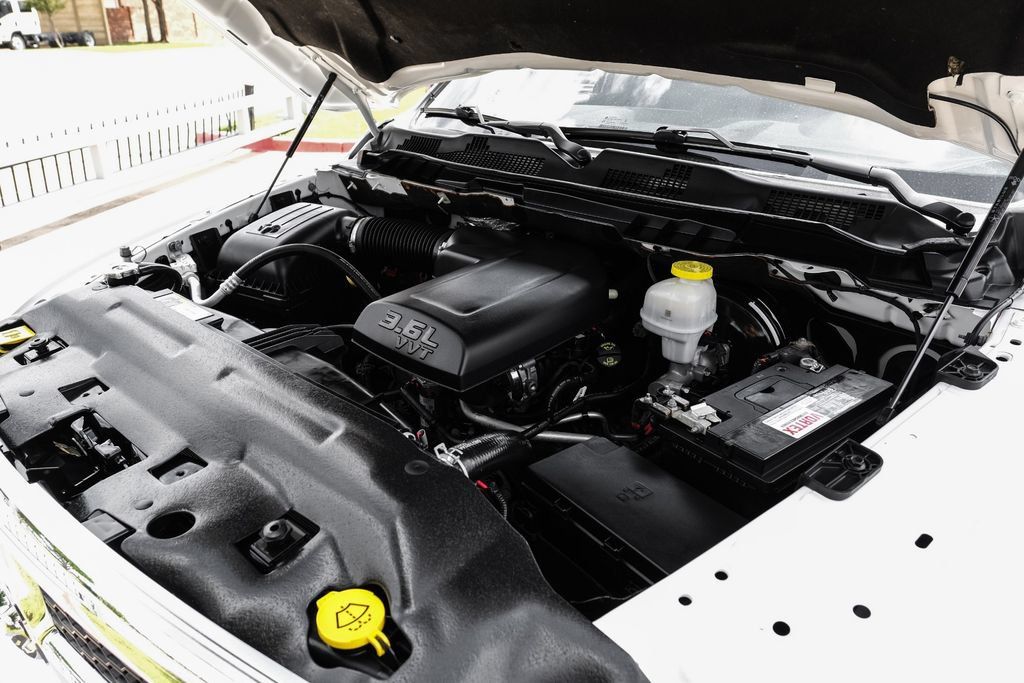 Used 2022 RAM 1500 Classic SLT RWD image 48