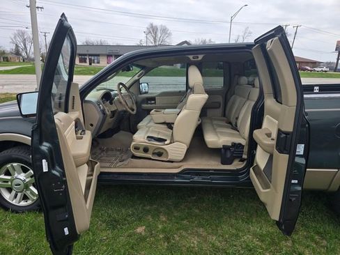 Used 2004 Ford F150 Lariat image 9