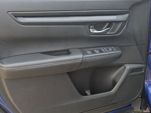 Certified 2025 Honda CR-V Sport image 14