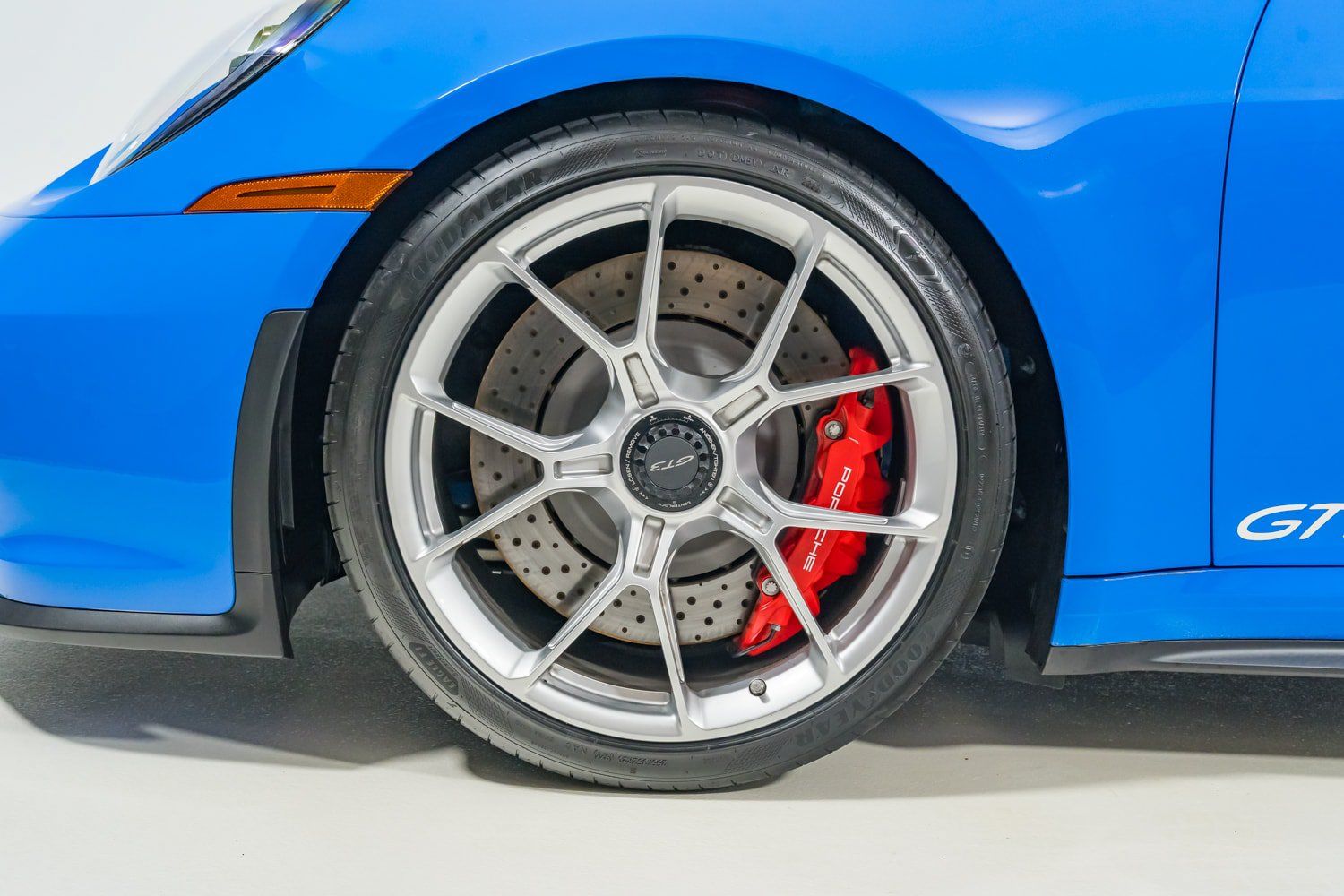 Used 2022 Porsche 911 GT3 RWD image 12