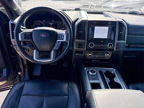 Used 2021 Ford Expedition XLT image 25