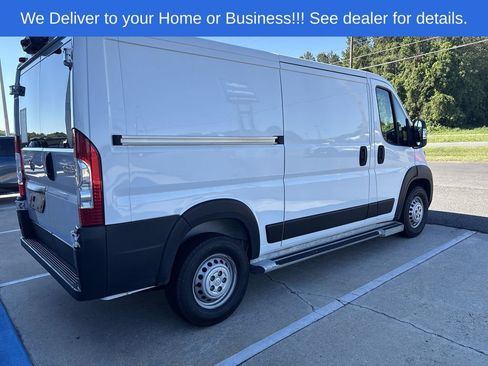 Used 2025 RAM ProMaster 2500 w/ U-Haul Equipment Group FWD image 8