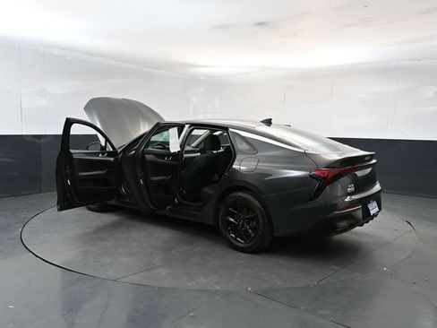 Used 2025 Kia K5 LXS FWD image 28