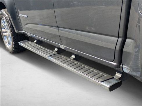 Used 2016 GMC Canyon SLT image 10