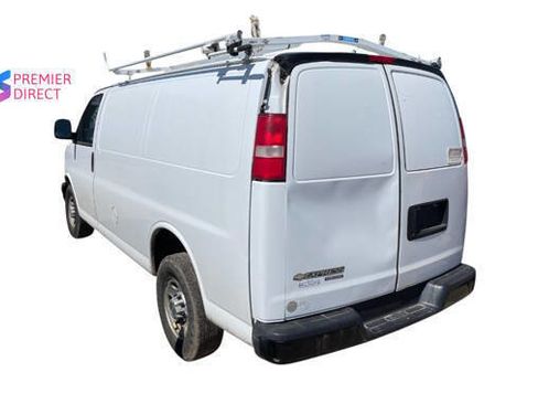 Used 2014 Chevrolet Express 2500 image 3