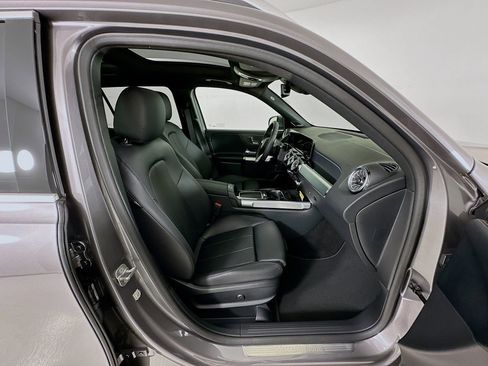 New 2026 Mercedes-Benz GLB 250 image 30