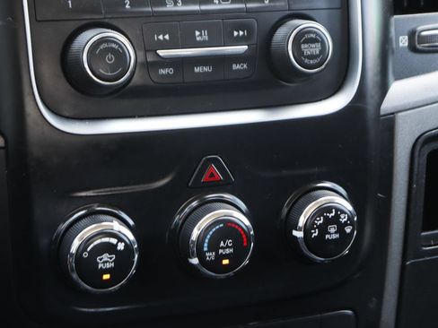 Used 2017 RAM 3500 Tradesman w/ Chrome Appearance Group AWD/4WD image 27