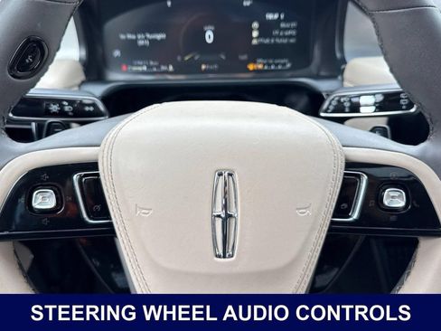 Used 2023 Lincoln Aviator 2WD w/ Premium Package image 32