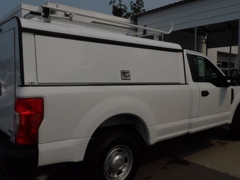 Used 2022 Ford F250 XL w/ Power Equipment Group RWD image 33