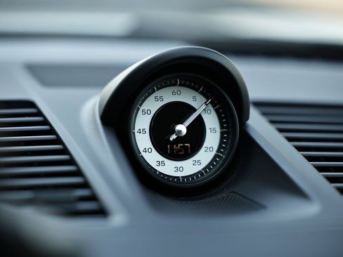 Used 2024 Porsche 911 Carrera T image 32