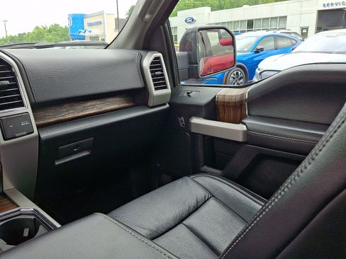 Used 2019 Ford F150 Lariat AWD/4WD image 16