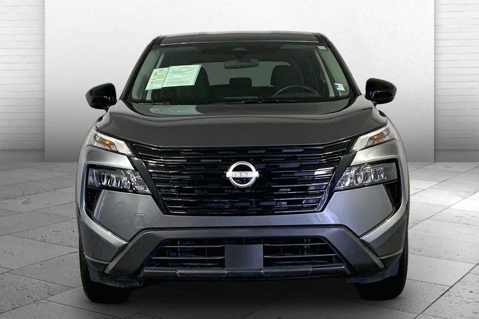 Used 2026 Nissan Rogue S AWD/4WD image 2