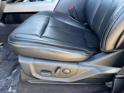 Used 2020 Ford F150 Lariat w/ Equipment Group 502A Luxury AWD/4WD image 16