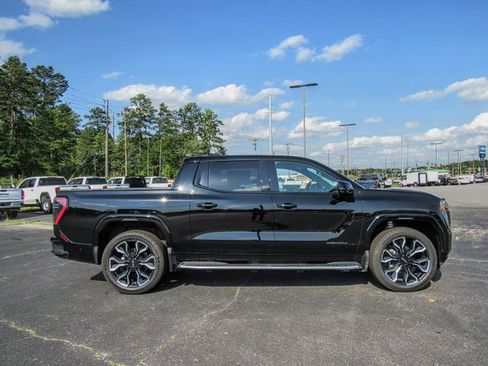 New 2025 GMC Sierra EV Denali image 3