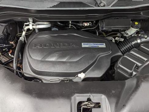 Used 2019 Honda Pilot LX image 28