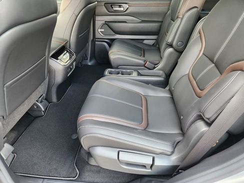 New 2026 Nissan Armada SL w/ Captain's Chari Seat Package image 20