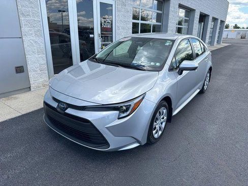 Certified 2024 Toyota Corolla LE FWD image 2