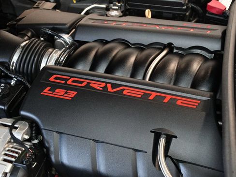 Used 2008 Chevrolet Corvette Coupe w/ Preferred Equipment Group RWD image 6