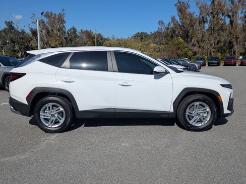 New 2026 Hyundai Tucson SE image 2