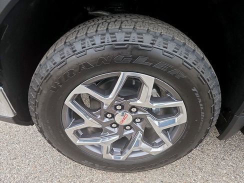 New 2026 GMC Sierra 1500 SLT w/ SLT Premium Package AWD/4WD image 36