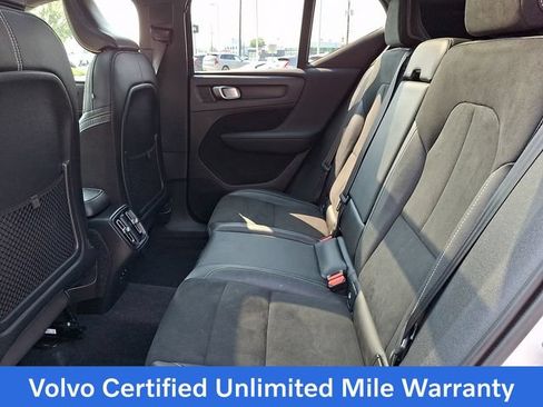 Used 2021 Volvo XC40 T5 R-Design w/ Advanced Package AWD/4WD image 10