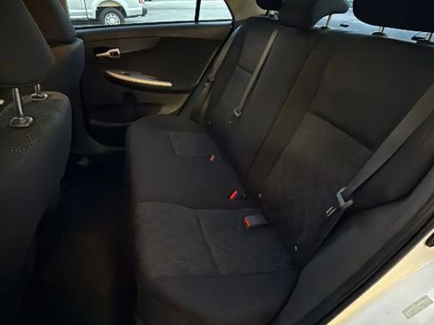 Used 2010 Toyota Corolla S image 23