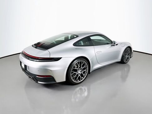 Used 2026 Porsche 911 Carrera image 9