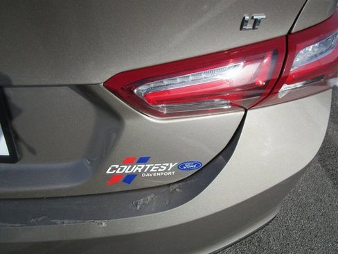 Used 2022 Chevrolet Malibu LT image 10