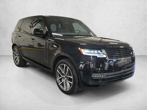 New 2026 Land Rover Range Rover SE image 3