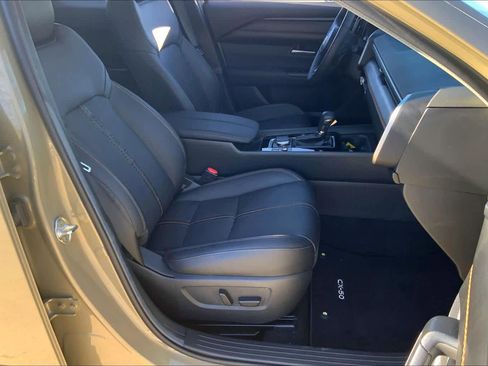 Certified 2024 MAZDA CX-50 AWD 2.5 Turbo w/ Premium Pkg image 8