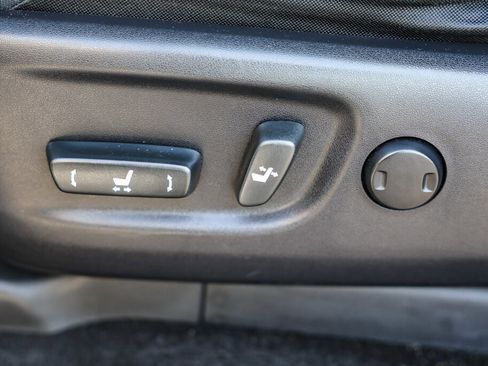 Used 2012 Toyota 4Runner SR5 w/ Convenience Pkg image 11