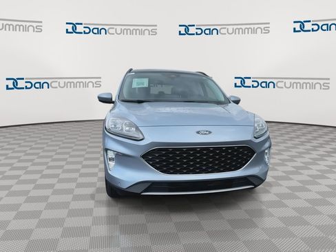 Used 2022 Ford Escape Titanium w/ Class II Trailer Tow Package image 3