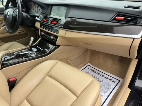 Used 2011 BMW 535i 4dr Sdn 535i RWD image 53