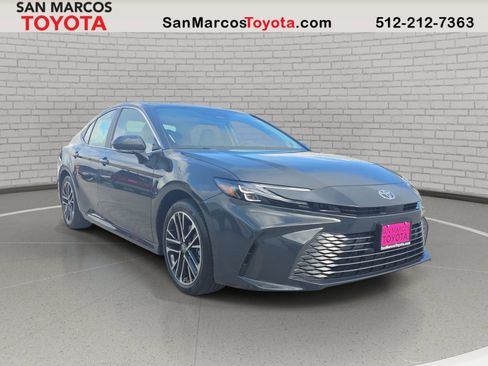 New 2026 Toyota Camry Hybrid AWD/4WD image 3