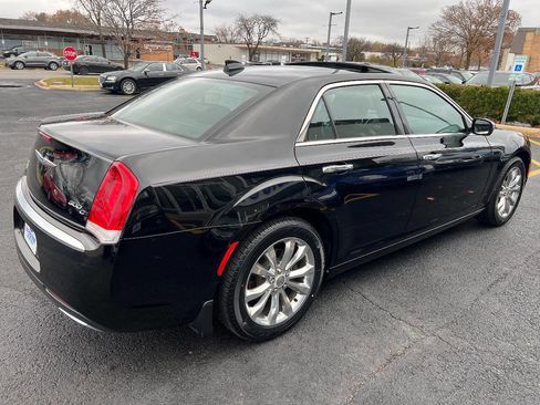 Used 2015 Chrysler 300 C image 13
