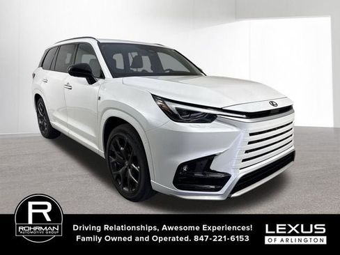 New 2026 Lexus TX 500h AWD image 3