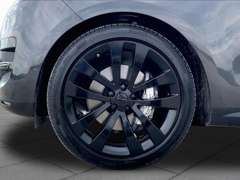 Used 2026 Land Rover Range Rover Sport SE AWD/4WD image 11