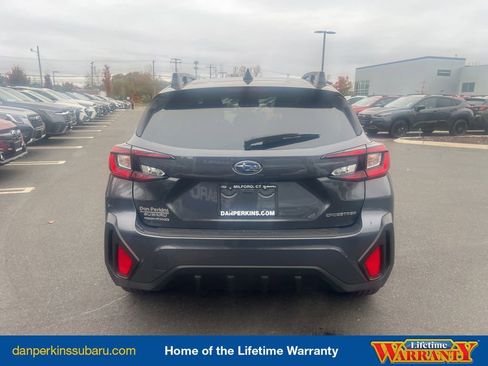 Certified 2024 Subaru Crosstrek 2.0i Premium image 4