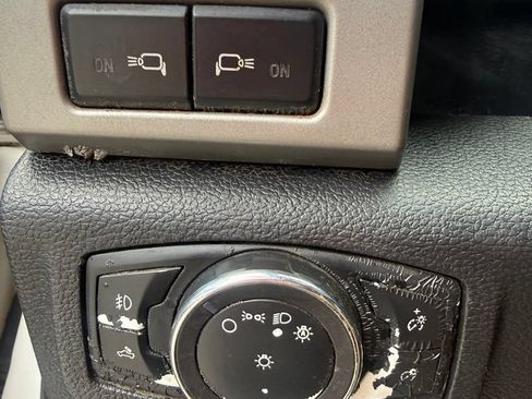 Used 2018 Ford F250 Lariat w/ Lariat Value Package AWD/4WD image 20