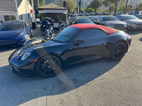 Used 2020 Porsche 911 Carrera image 3