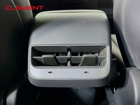 Used 2023 Tesla Model 3 Standard Range RWD image 29