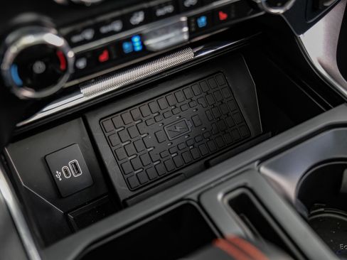 Used 2025 Ford F150 Raptor w/ Equipment Group 803A Raptor R AWD/4WD image 81